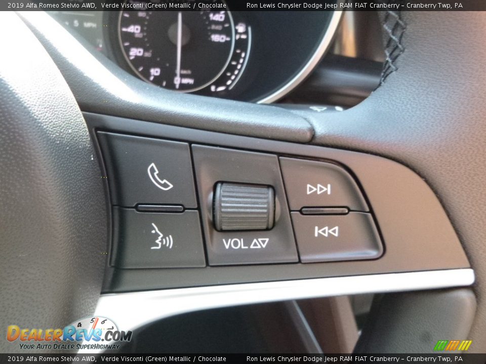 2019 Alfa Romeo Stelvio AWD Steering Wheel Photo #21