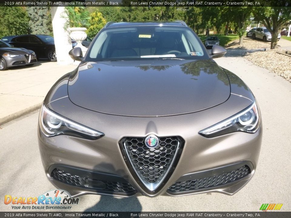 2019 Alfa Romeo Stelvio Ti AWD Imola Titanium Metallic / Black Photo #12