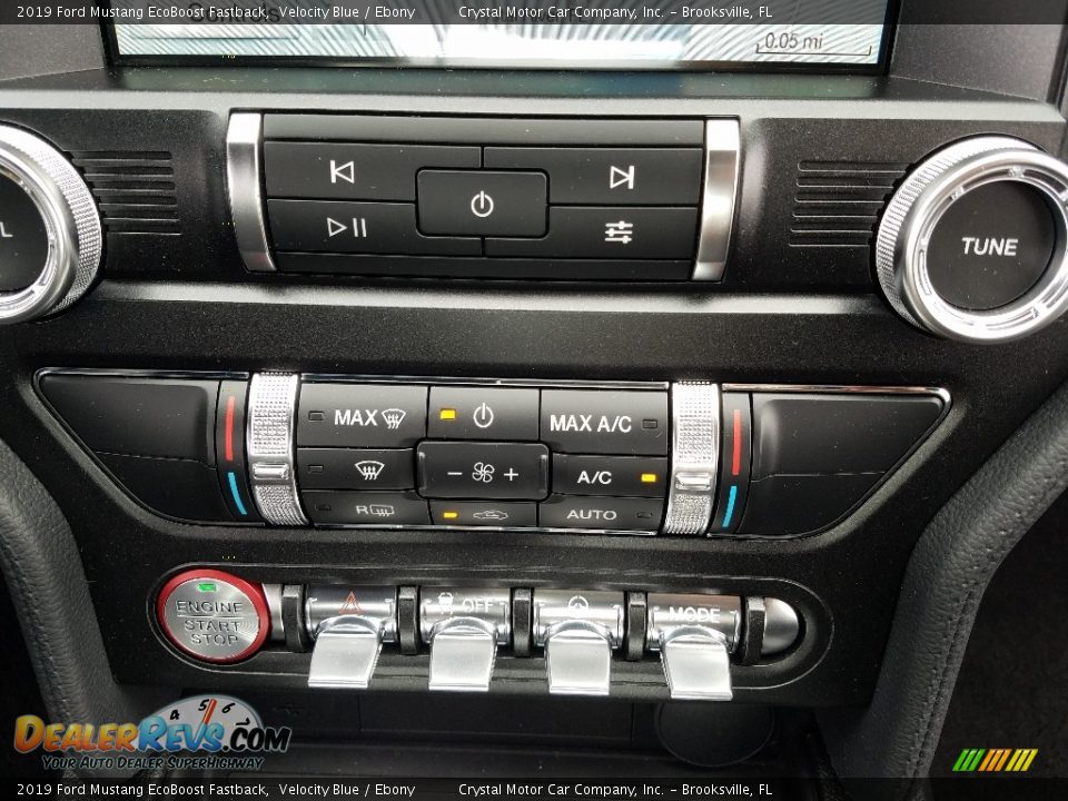 Controls of 2019 Ford Mustang EcoBoost Fastback Photo #16