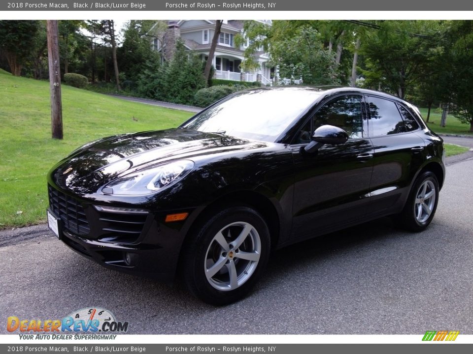 2018 Porsche Macan Black / Black/Luxor Beige Photo #1