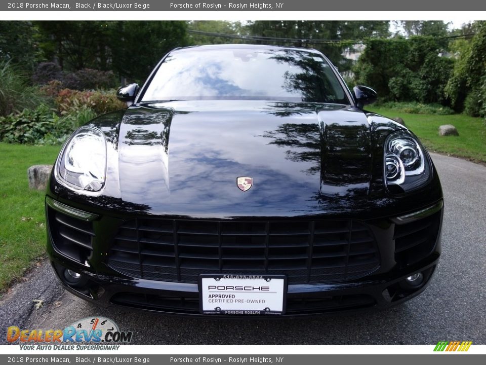 2018 Porsche Macan Black / Black/Luxor Beige Photo #2