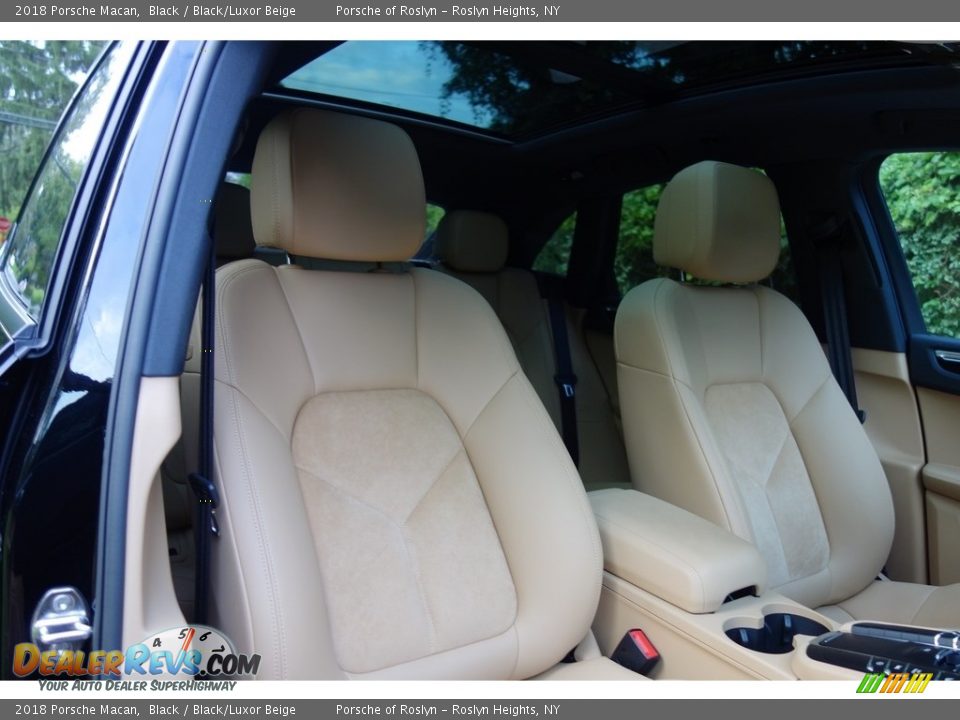 2018 Porsche Macan Black / Black/Luxor Beige Photo #19