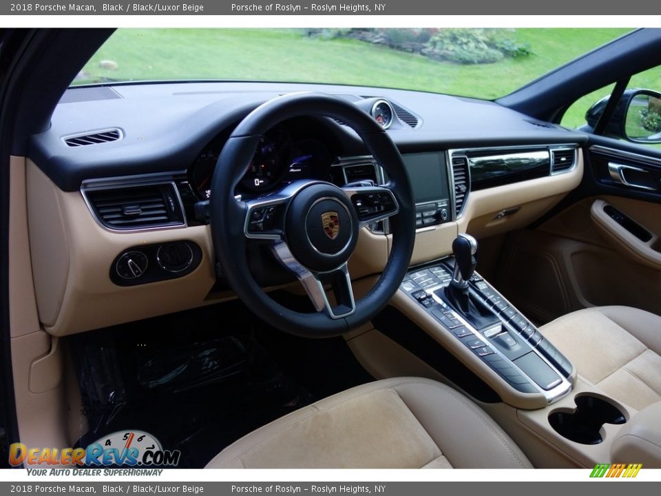 2018 Porsche Macan Black / Black/Luxor Beige Photo #20