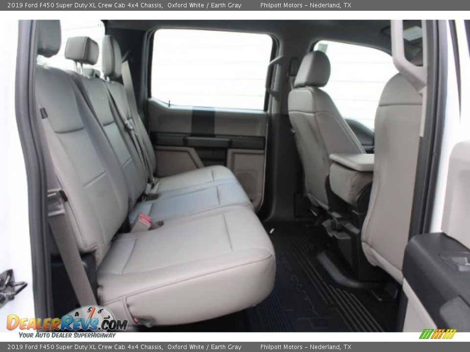 Rear Seat of 2019 Ford F450 Super Duty XL Crew Cab 4x4 Chassis Photo #26