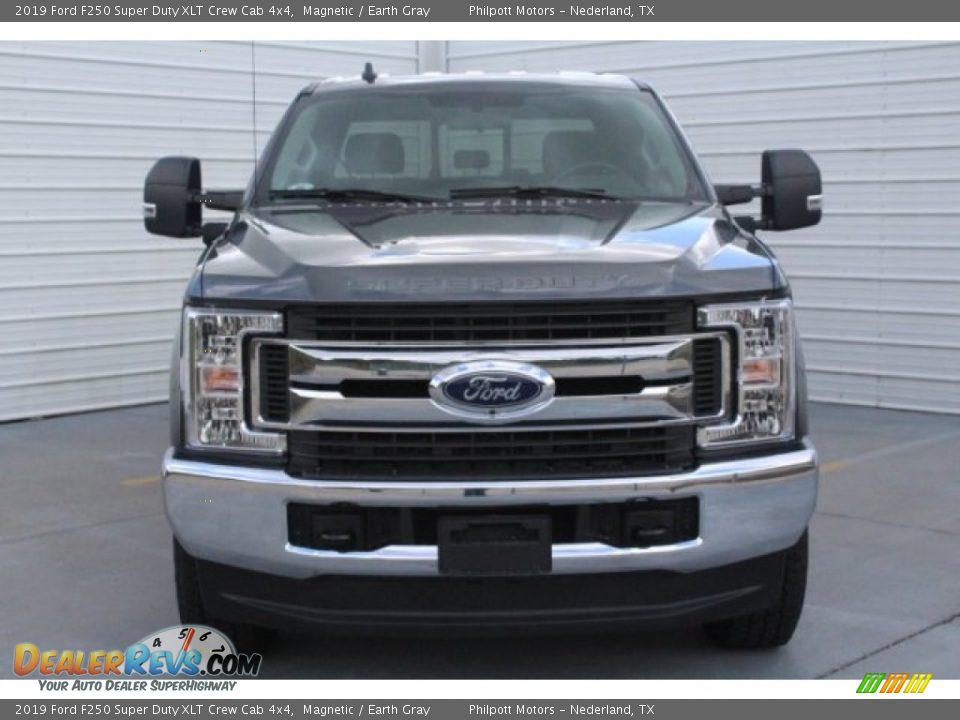 2019 Ford F250 Super Duty XLT Crew Cab 4x4 Magnetic / Earth Gray Photo #2