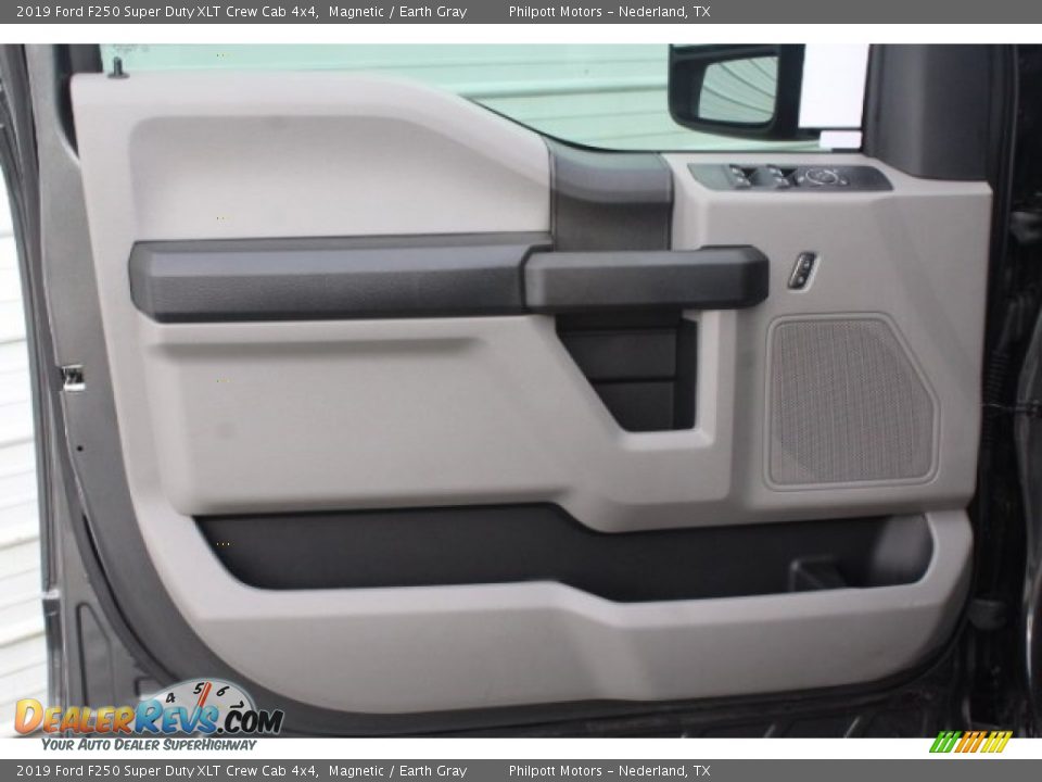 2019 Ford F250 Super Duty XLT Crew Cab 4x4 Magnetic / Earth Gray Photo #12