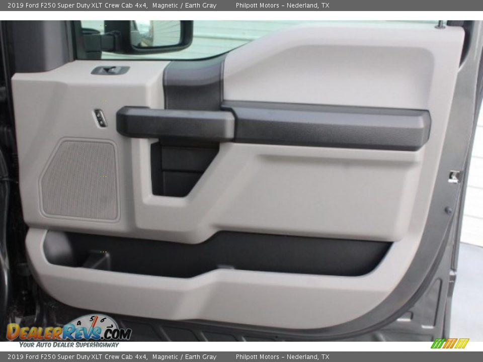 2019 Ford F250 Super Duty XLT Crew Cab 4x4 Magnetic / Earth Gray Photo #28