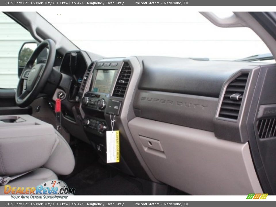 2019 Ford F250 Super Duty XLT Crew Cab 4x4 Magnetic / Earth Gray Photo #29