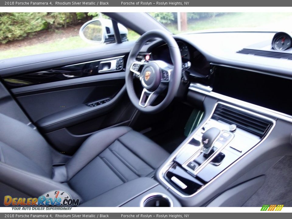 2018 Porsche Panamera 4 Rhodium Silver Metallic / Black Photo #17