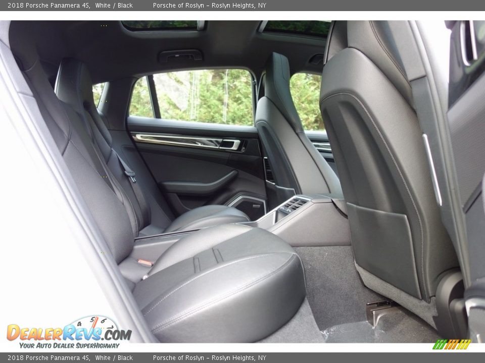 2018 Porsche Panamera 4S White / Black Photo #19