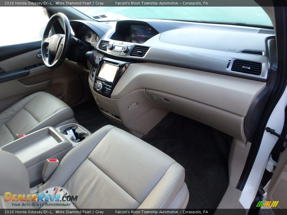 2016 Honda Odyssey EX-L White Diamond Pearl / Gray Photo #11