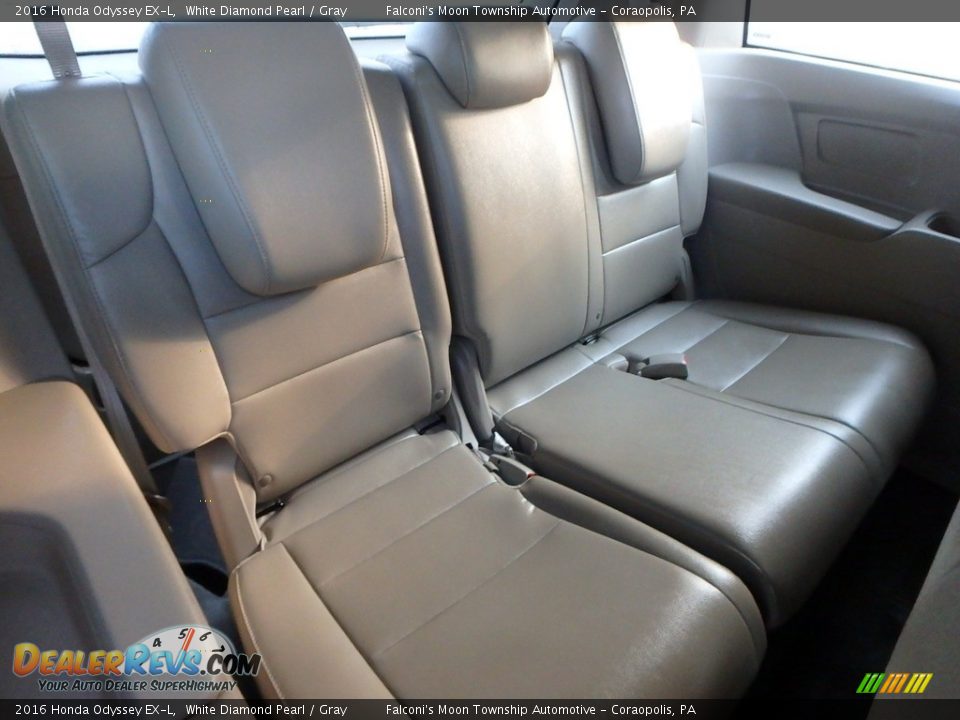 2016 Honda Odyssey EX-L White Diamond Pearl / Gray Photo #15