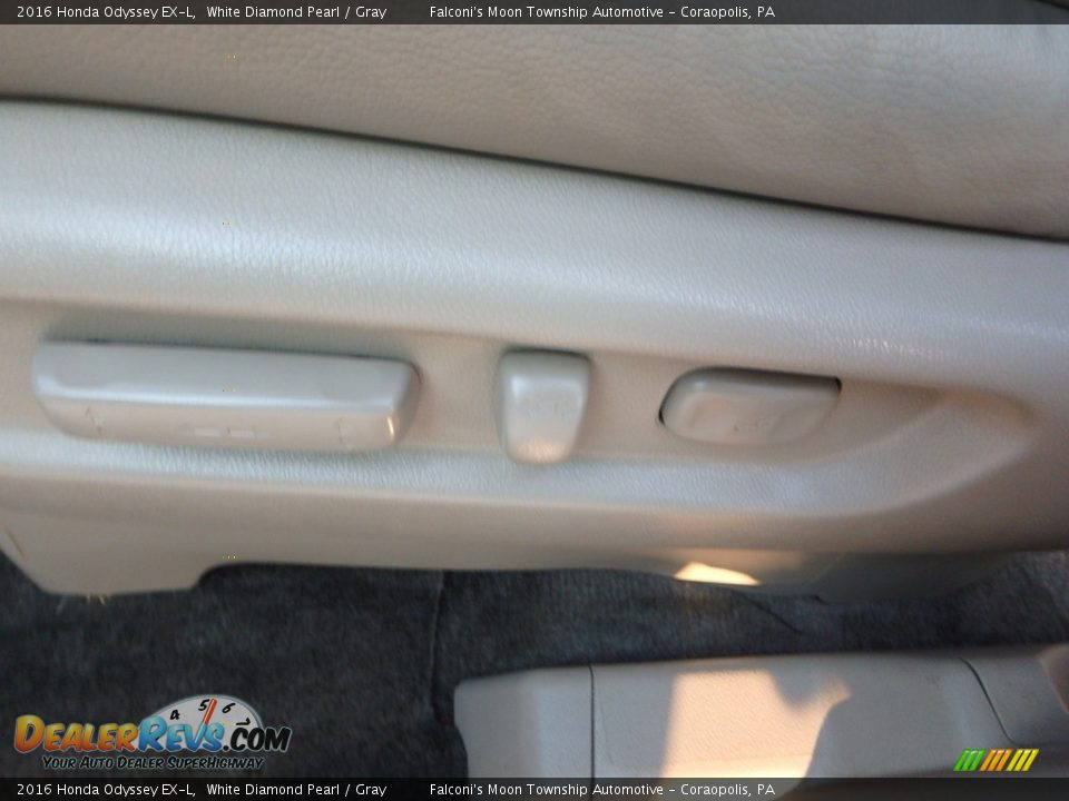 2016 Honda Odyssey EX-L White Diamond Pearl / Gray Photo #20