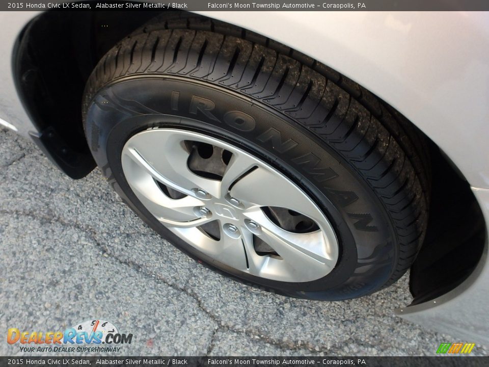 2015 Honda Civic LX Sedan Alabaster Silver Metallic / Black Photo #8