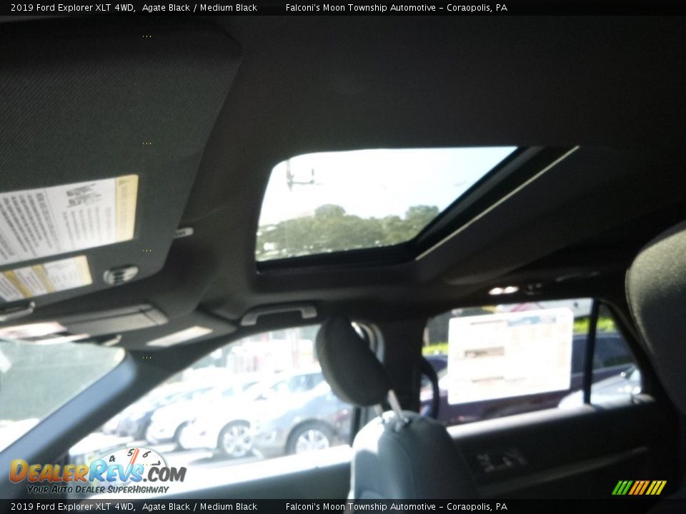 2019 Ford Explorer XLT 4WD Agate Black / Medium Black Photo #13