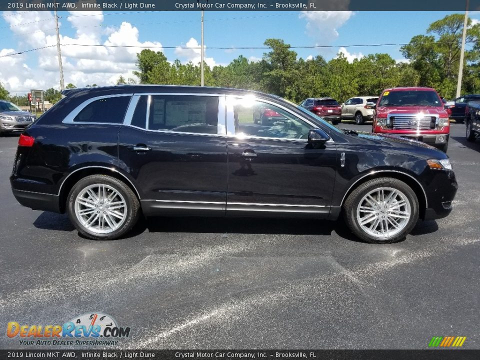 2019 Lincoln MKT AWD Infinite Black / Light Dune Photo #7
