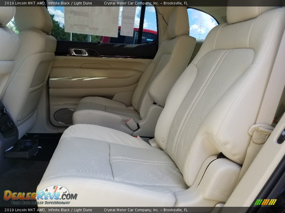 2019 Lincoln MKT AWD Infinite Black / Light Dune Photo #11
