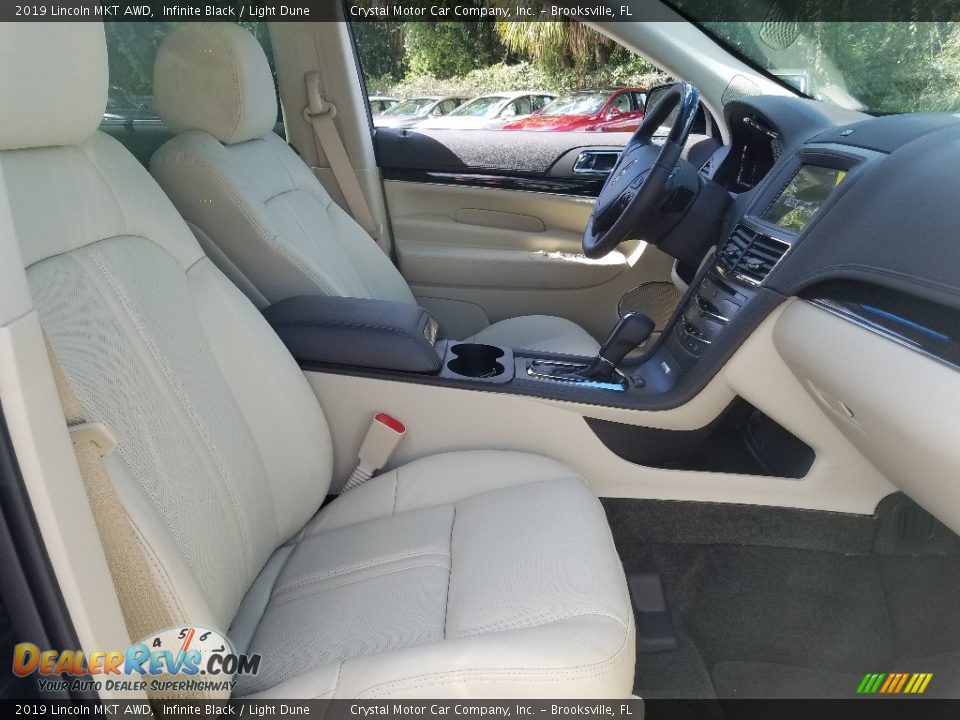 2019 Lincoln MKT AWD Infinite Black / Light Dune Photo #12