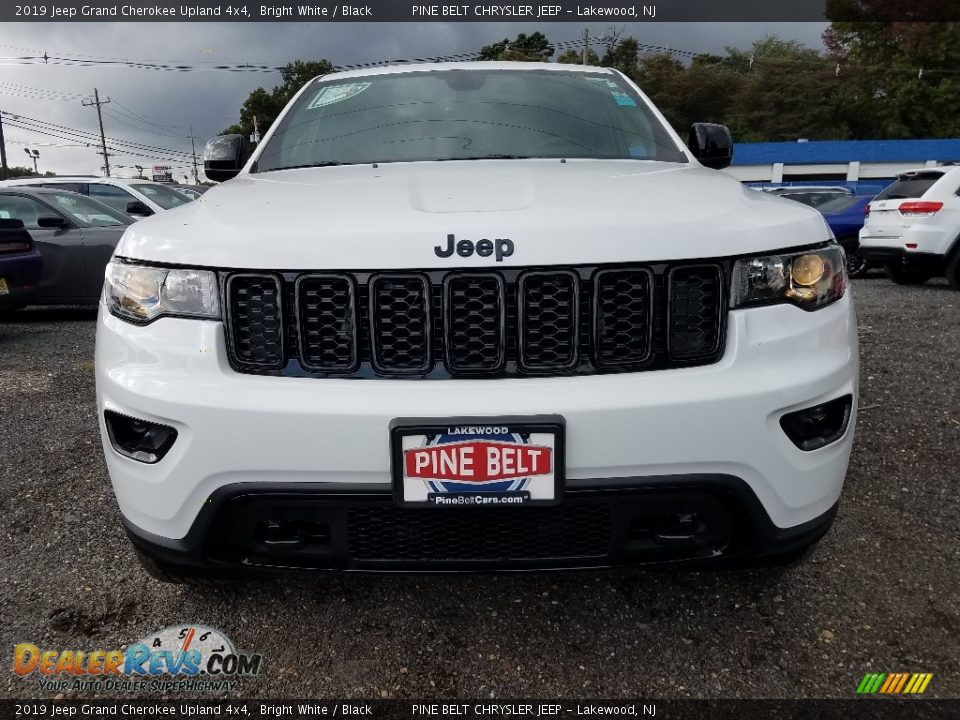 2019 Jeep Grand Cherokee Upland 4x4 Bright White / Black Photo #2