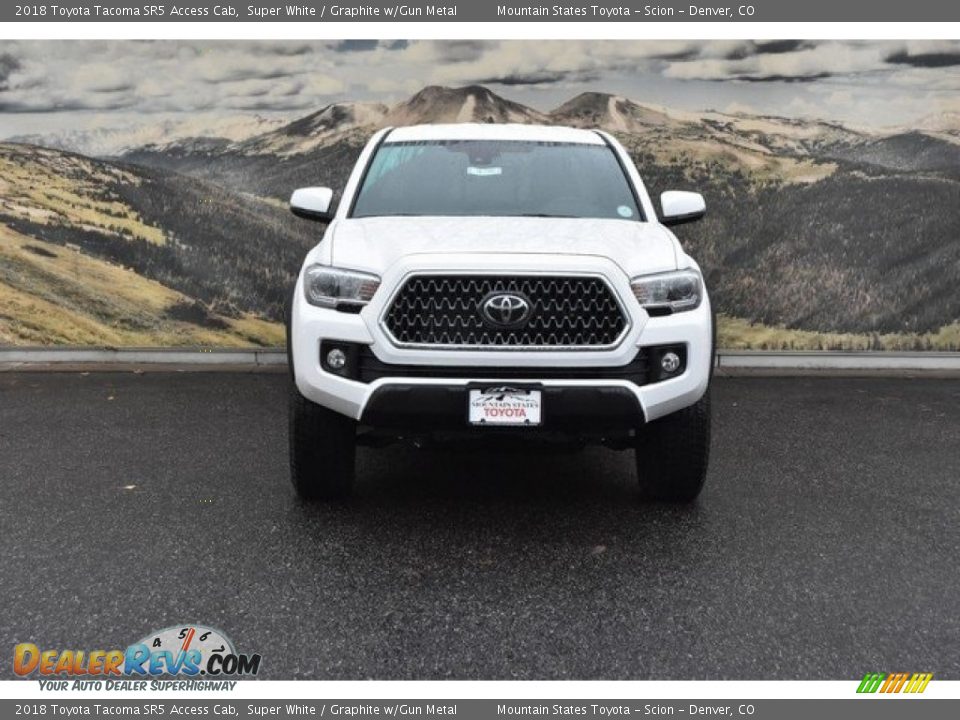 2018 Toyota Tacoma SR5 Access Cab Super White / Graphite w/Gun Metal Photo #2