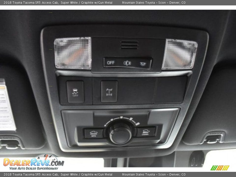 2018 Toyota Tacoma SR5 Access Cab Super White / Graphite w/Gun Metal Photo #9