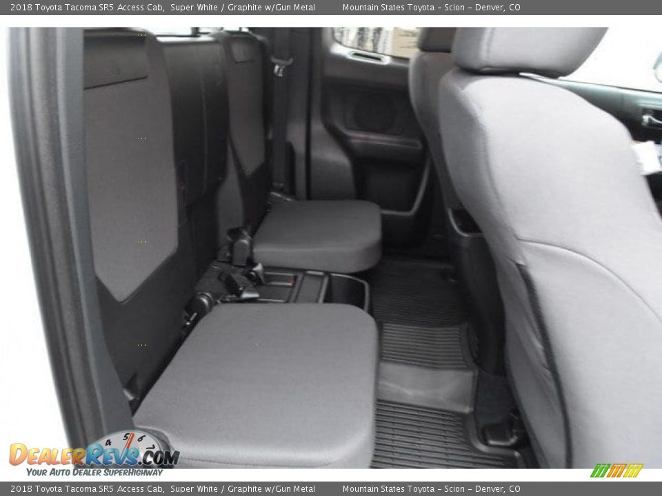 2018 Toyota Tacoma SR5 Access Cab Super White / Graphite w/Gun Metal Photo #18