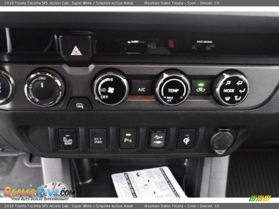 2018 Toyota Tacoma SR5 Access Cab Super White / Graphite w/Gun Metal Photo #29