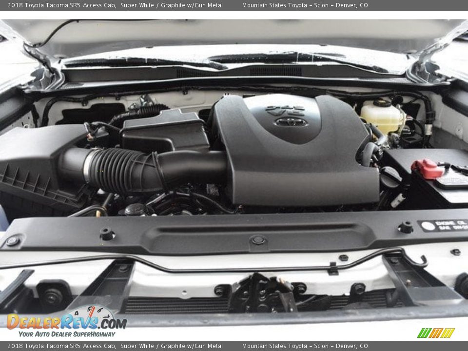 2018 Toyota Tacoma SR5 Access Cab Super White / Graphite w/Gun Metal Photo #31