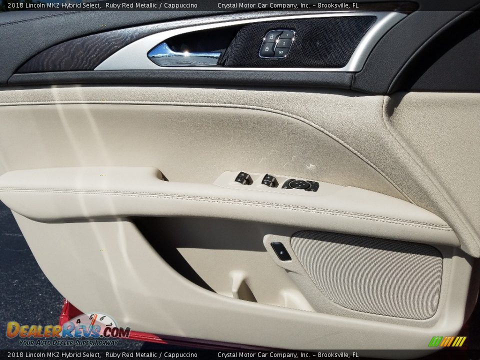 Door Panel of 2018 Lincoln MKZ Hybrid Select Photo #18