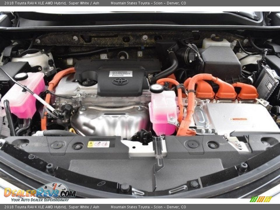 2018 Toyota RAV4 XLE AWD Hybrid Super White / Ash Photo #32
