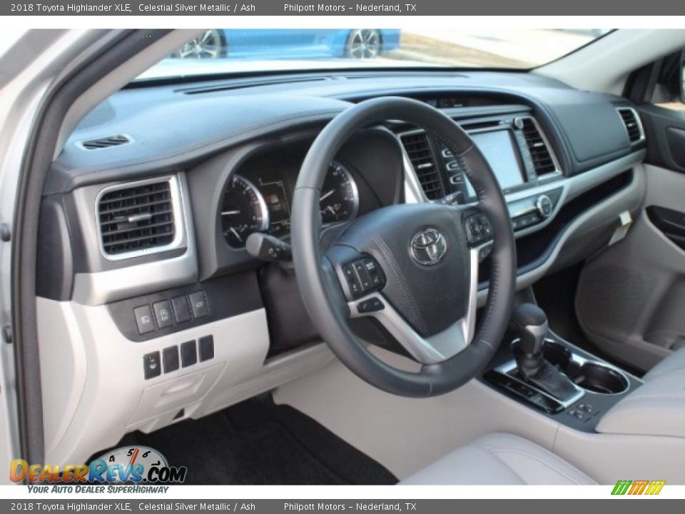 2018 Toyota Highlander XLE Celestial Silver Metallic / Ash Photo #13