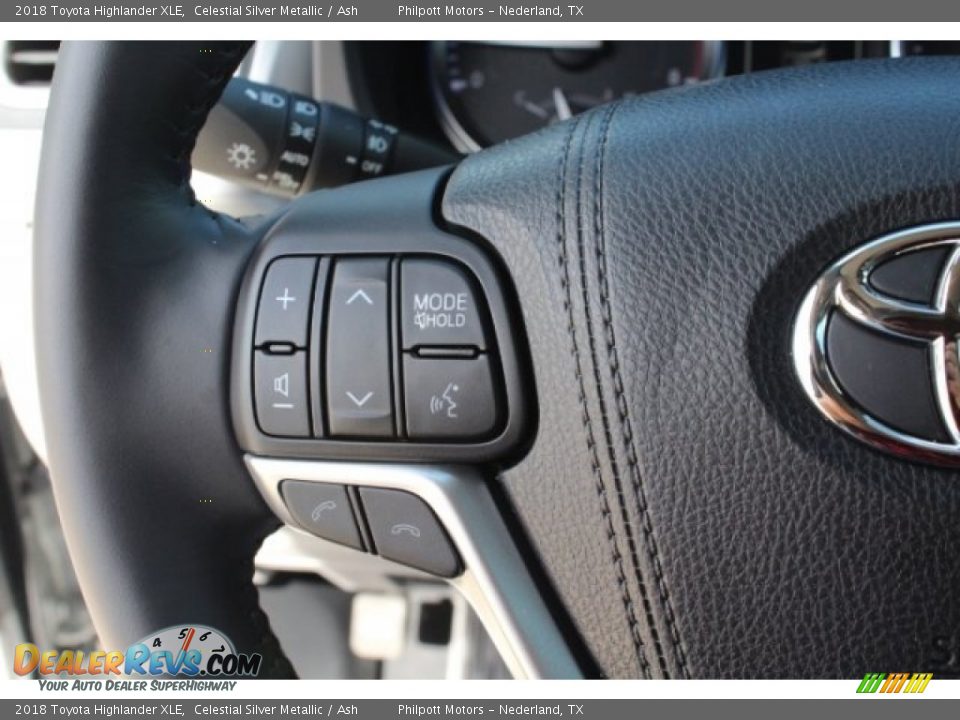 2018 Toyota Highlander XLE Celestial Silver Metallic / Ash Photo #20