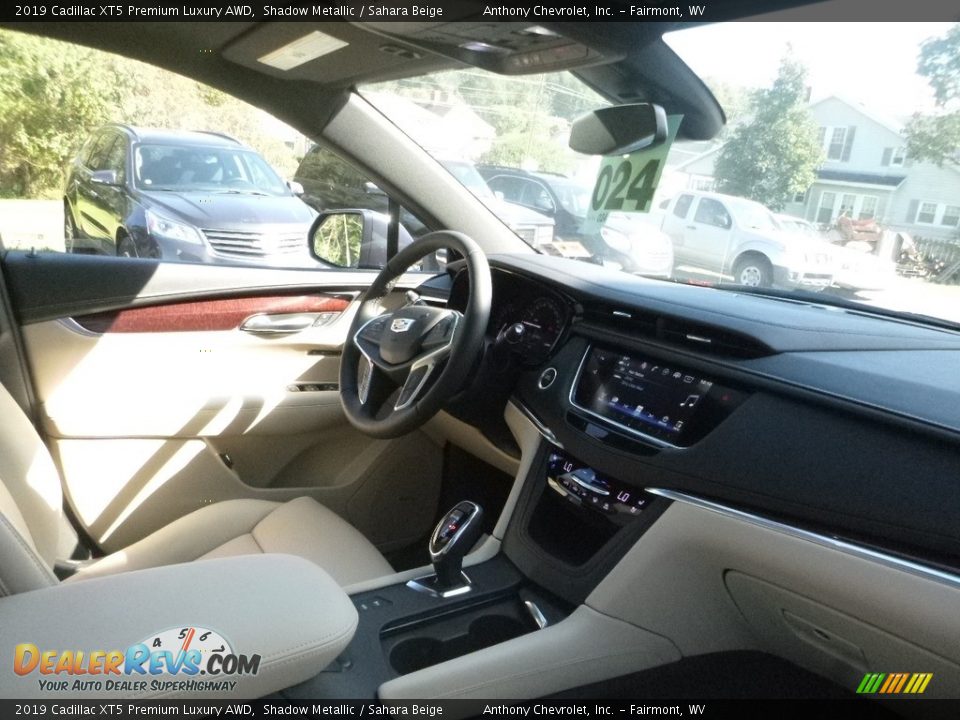 2019 Cadillac XT5 Premium Luxury AWD Shadow Metallic / Sahara Beige Photo #11