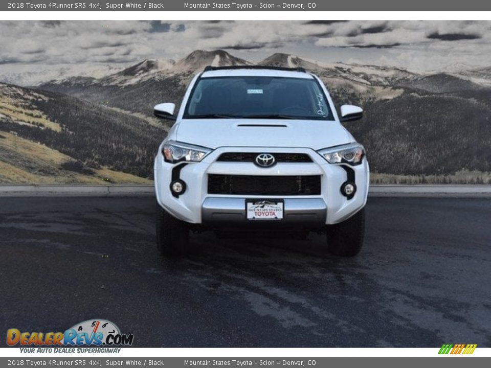 2018 Toyota 4Runner SR5 4x4 Super White / Black Photo #2