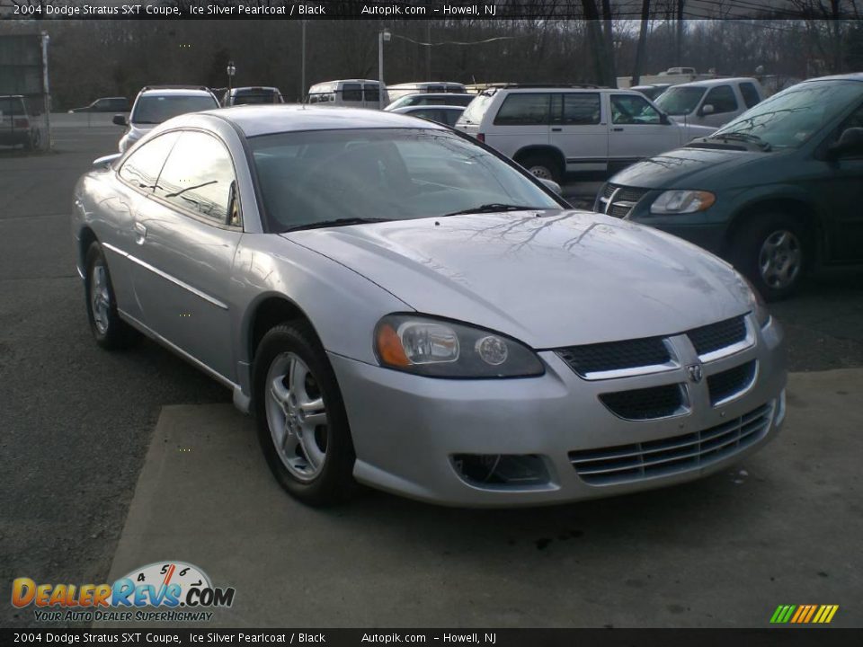 2004 Dodge Stratus SXT Coupe Ice Silver Pearlcoat / Black Photo #3