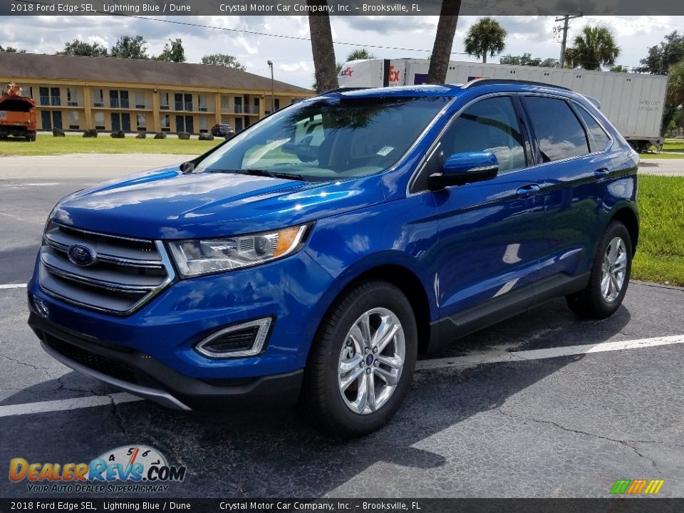 Front 3/4 View of 2018 Ford Edge SEL Photo #1