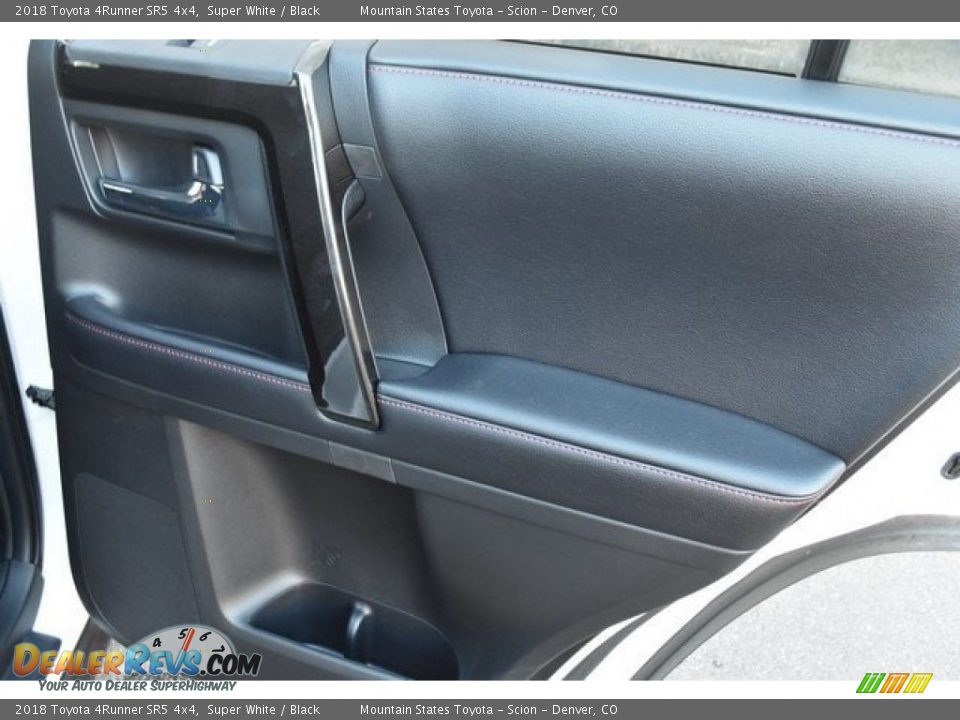 2018 Toyota 4Runner SR5 4x4 Super White / Black Photo #23