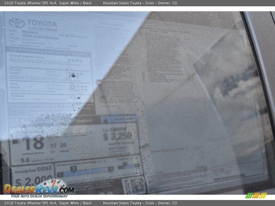 2018 Toyota 4Runner SR5 4x4 Super White / Black Photo #36