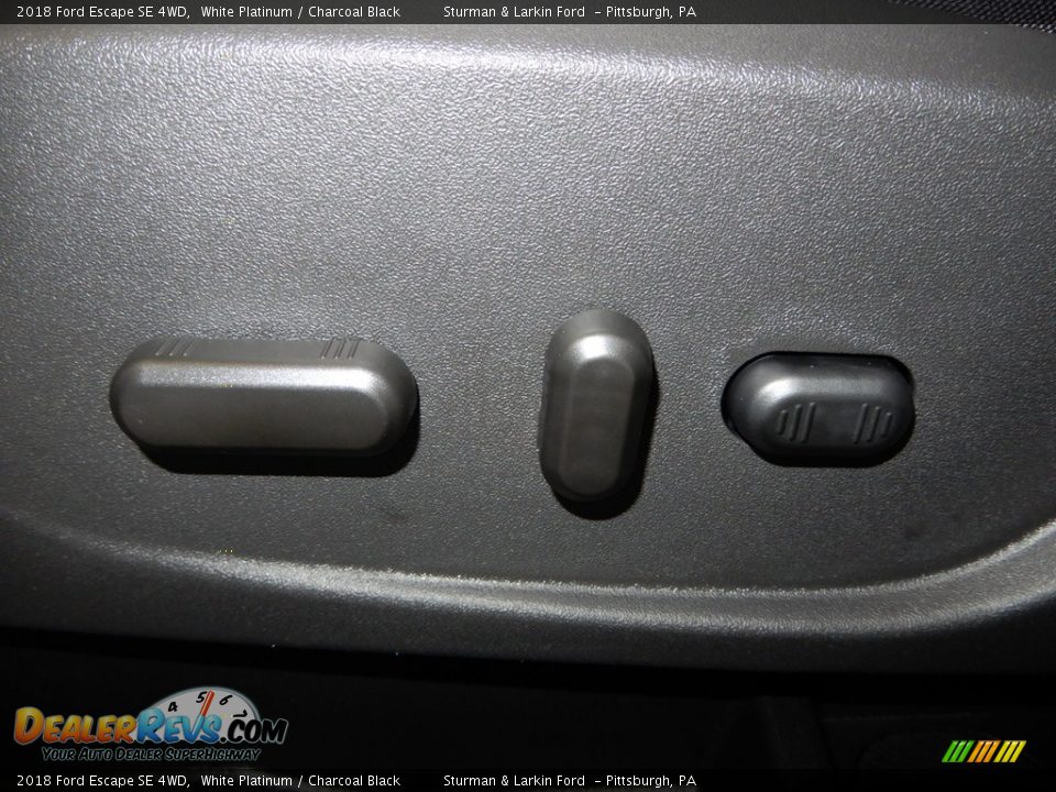 2018 Ford Escape SE 4WD White Platinum / Charcoal Black Photo #12