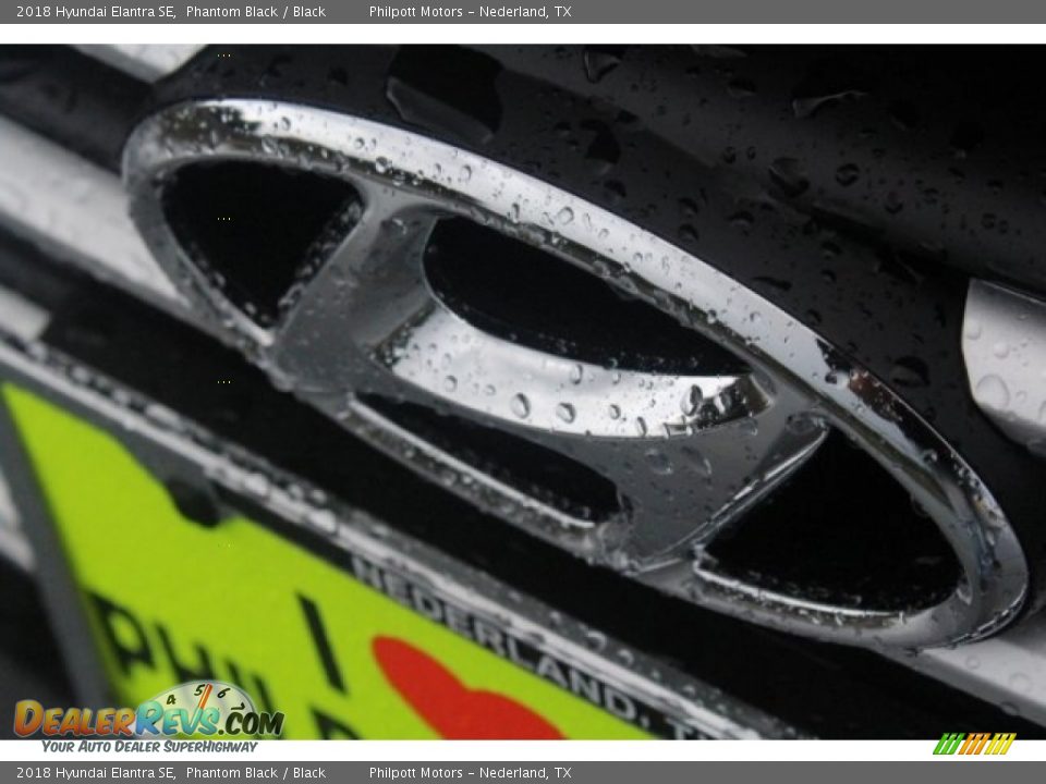 2018 Hyundai Elantra SE Phantom Black / Black Photo #4