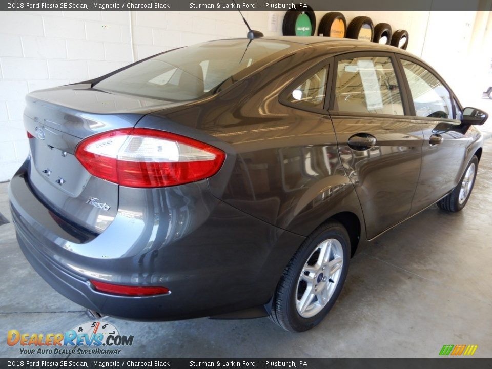 2018 Ford Fiesta SE Sedan Magnetic / Charcoal Black Photo #2