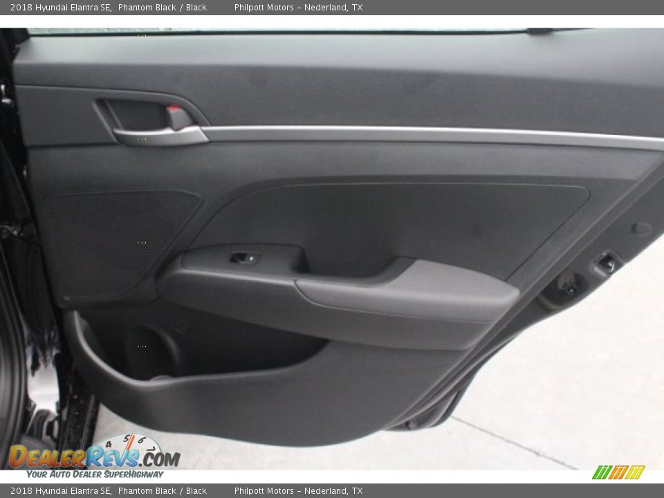 2018 Hyundai Elantra SE Phantom Black / Black Photo #26
