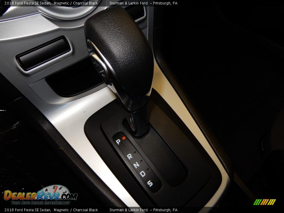 2018 Ford Fiesta SE Sedan Magnetic / Charcoal Black Photo #13