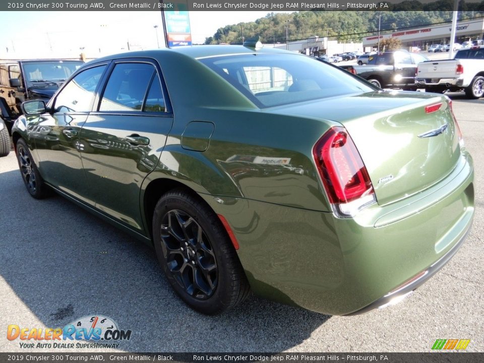 2019 Chrysler 300 Touring AWD Green Metallic / Black Photo #3
