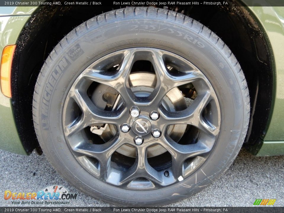 2019 Chrysler 300 Touring AWD Wheel Photo #10