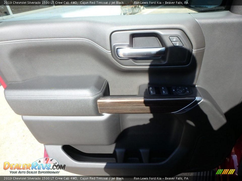 2019 Chevrolet Silverado 1500 LT Crew Cab 4WD Cajun Red Tintcoat / Jet Black Photo #13