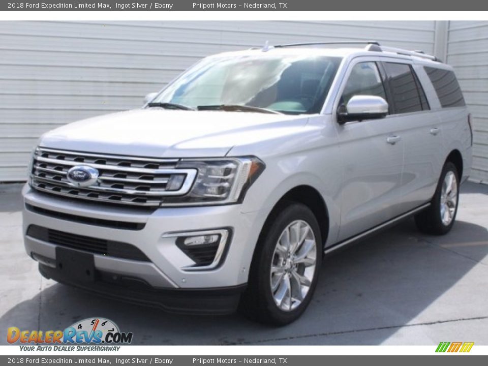 Front 3/4 View of 2018 Ford Expedition Limited Max Photo #3