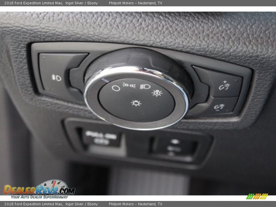 Controls of 2018 Ford Expedition Limited Max Photo #24