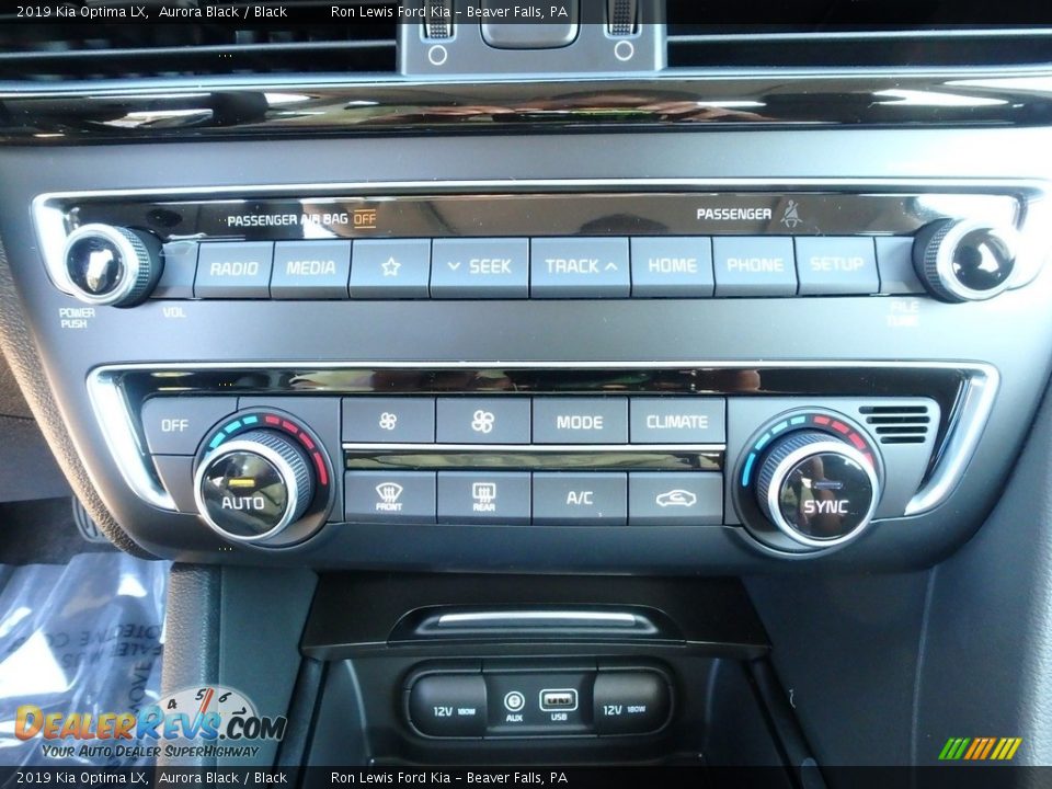 2019 Kia Optima LX Aurora Black / Black Photo #18