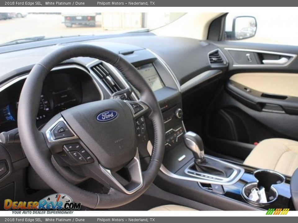 2018 Ford Edge SEL White Platinum / Dune Photo #14